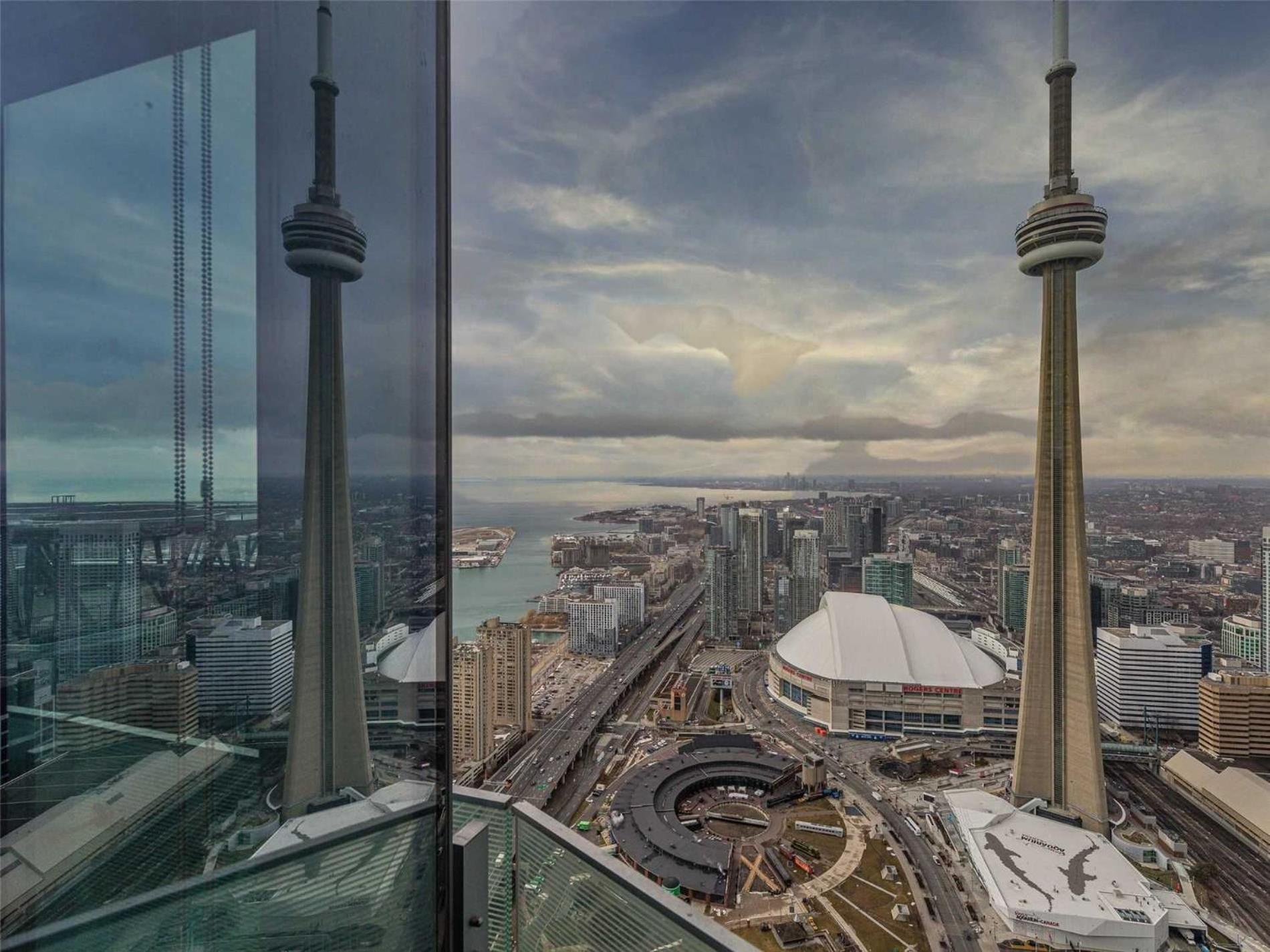 Downtown Deluxe Toronto